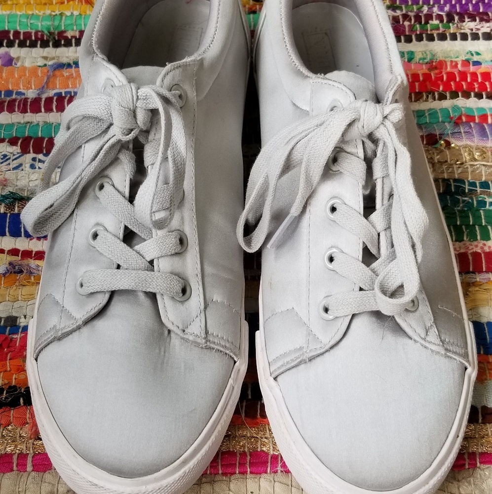 Forever 21 silky light grey sneakers